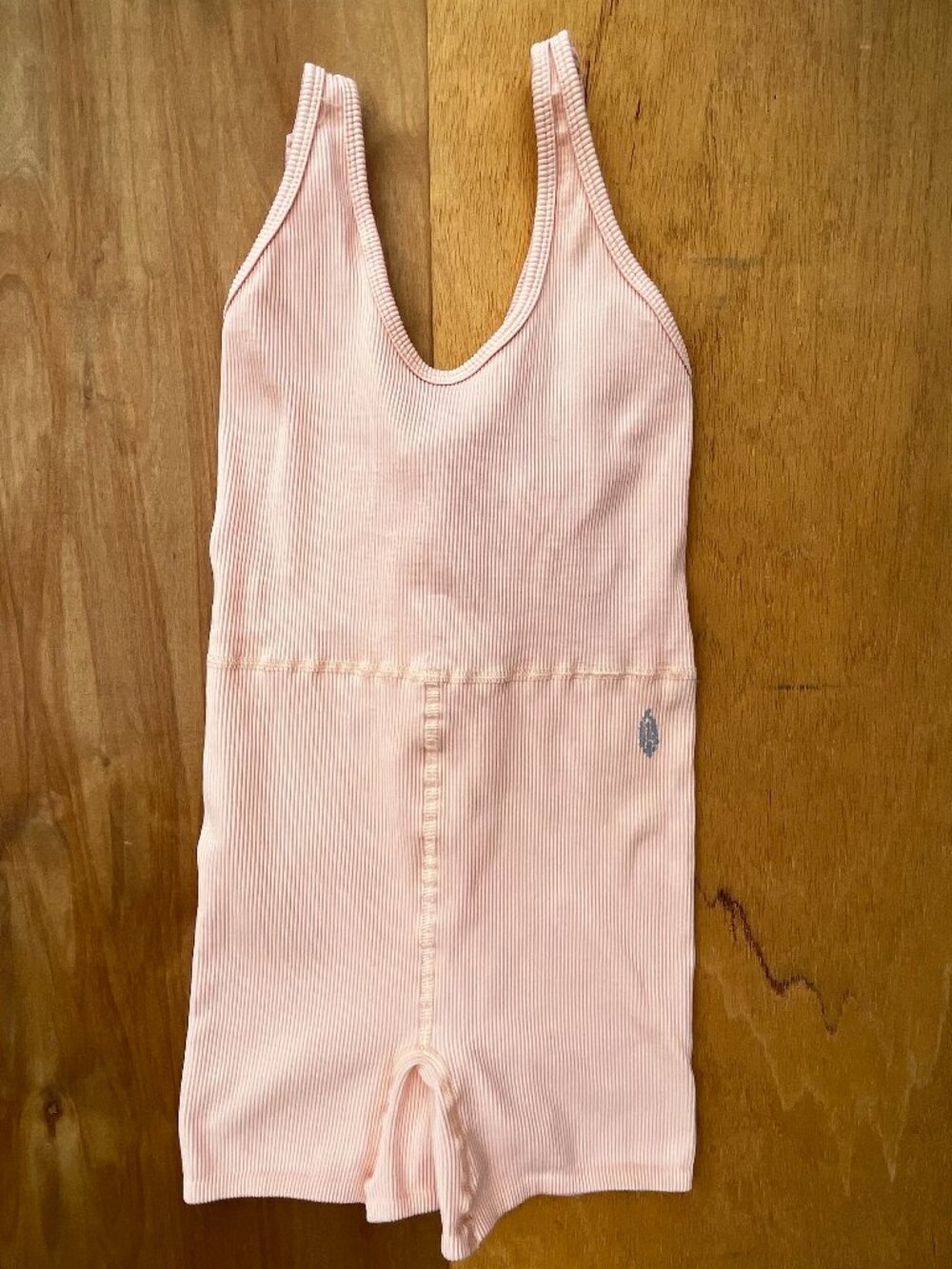 FREE PEOPLE MOVEMENT FREE STYLE SHORTSIE ROMPER Women’s XS/S Pale Pink